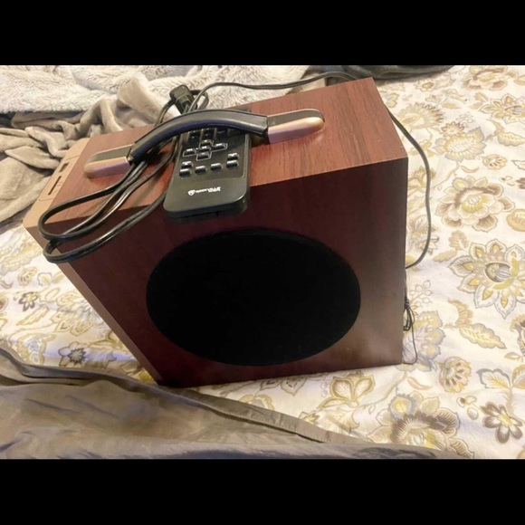 Rockville Speaker - Picture 2 of 4
